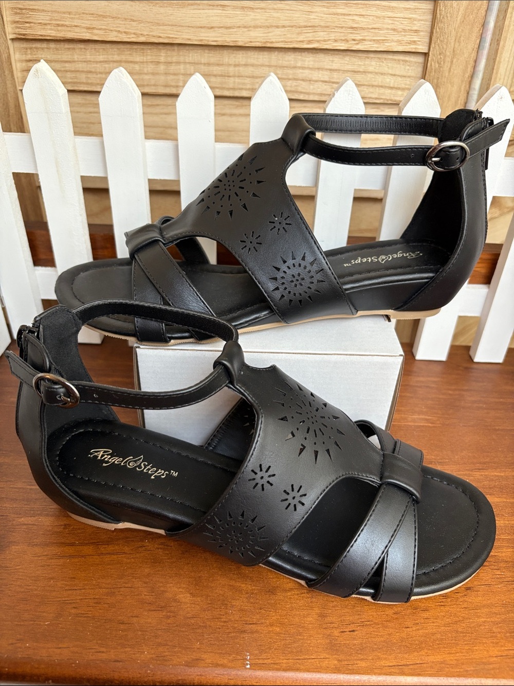 VTG Sunburst Gladiator Black Ankle Sandals 8 Wide - Picture 2 of 13